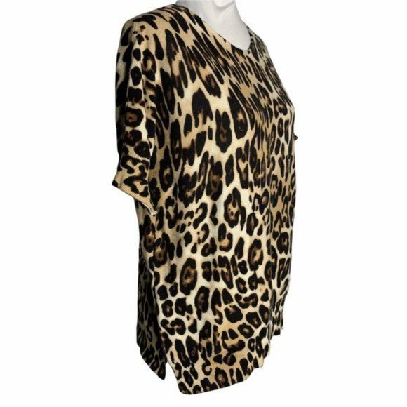 Chicos Leopard Print Short Sleeve Sweater M Cream Brown Round Neck Stretch - Picture 5 of 6